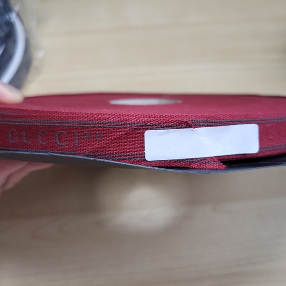 Gucci 100 Special Edition Maroon Ribbon Roll - Picture 4 of 5